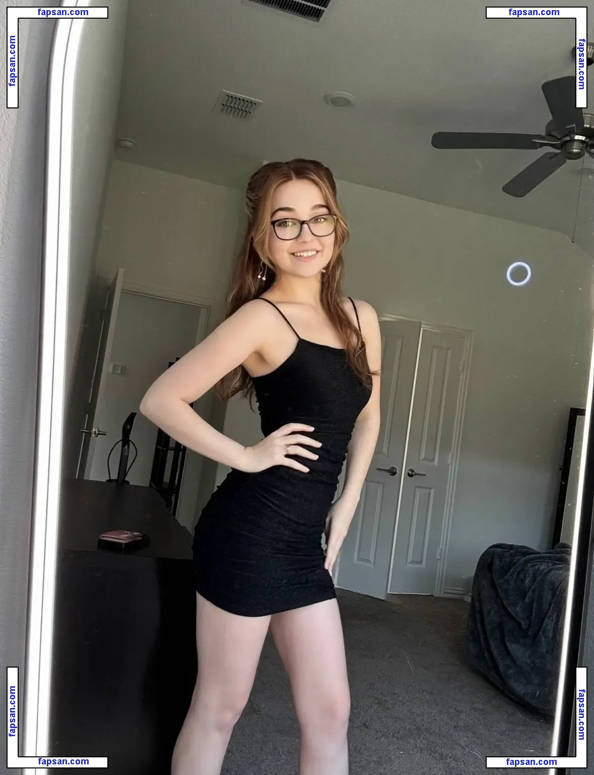 Lyssaurora голая фото #0356 с Онлифанс