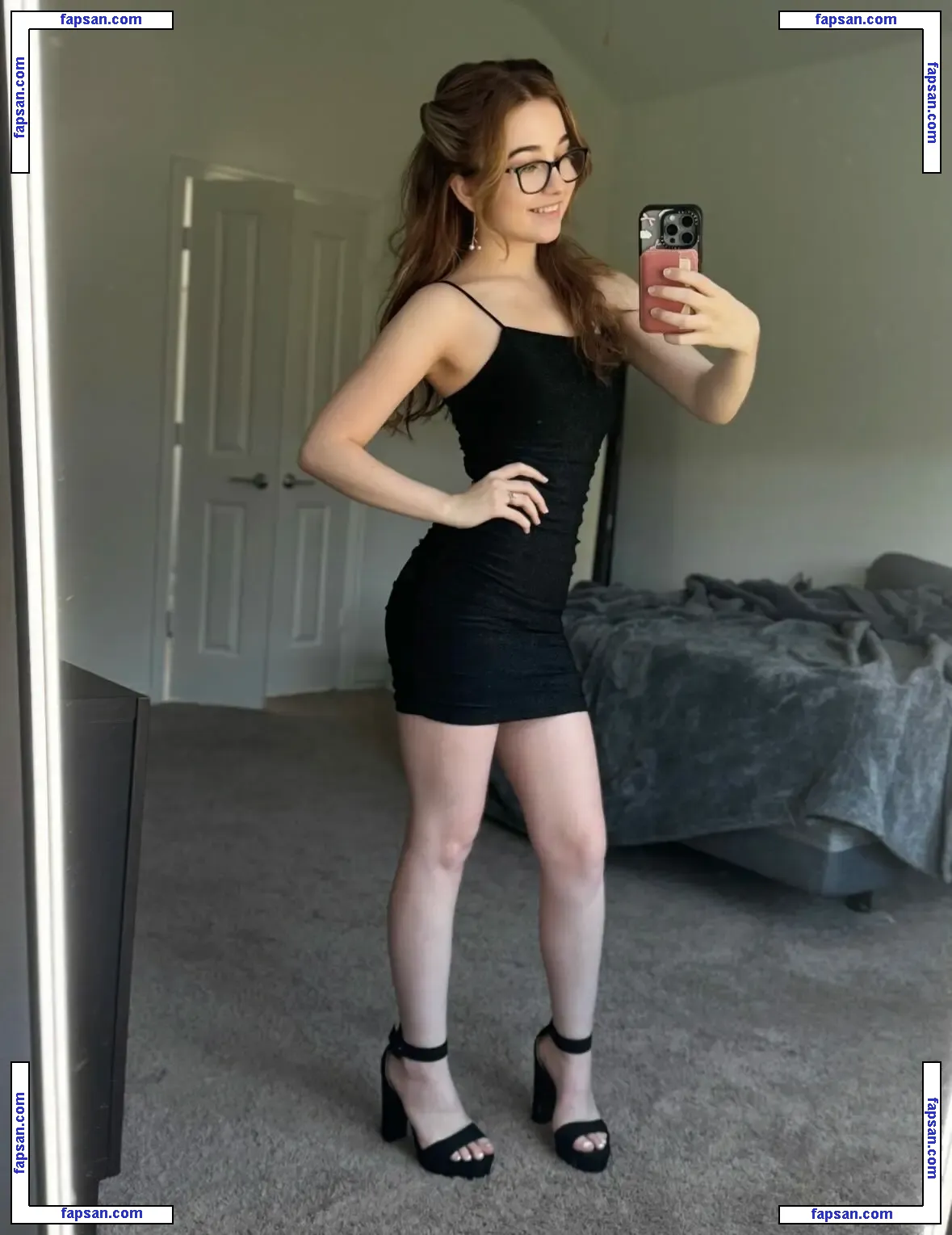 Lyssaurora голая фото #0366 с Онлифанс