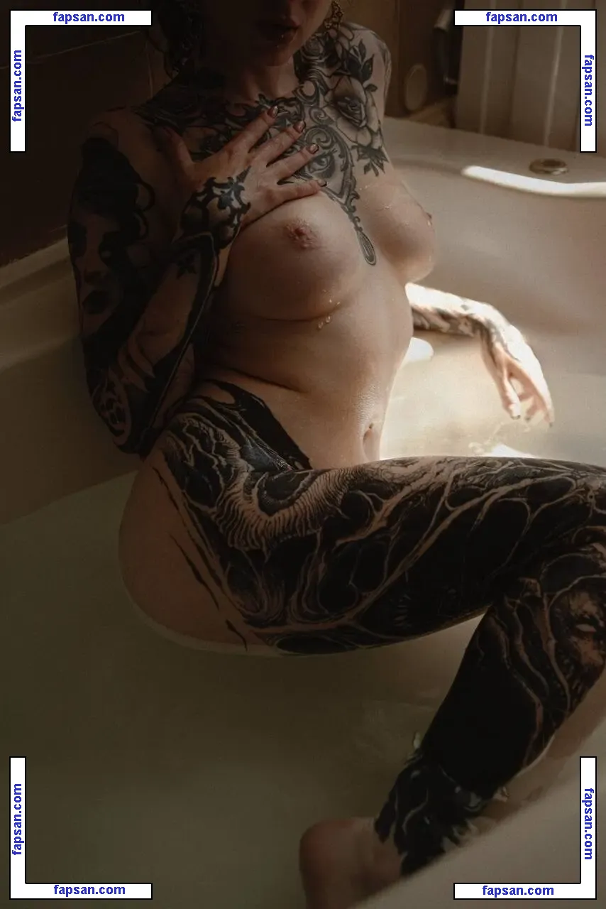 lyuba_cuba nude photo #0003 from OnlyFans