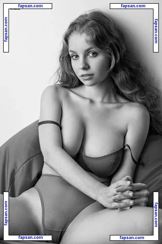 lyubovvomne nude photo #0843 from OnlyFans