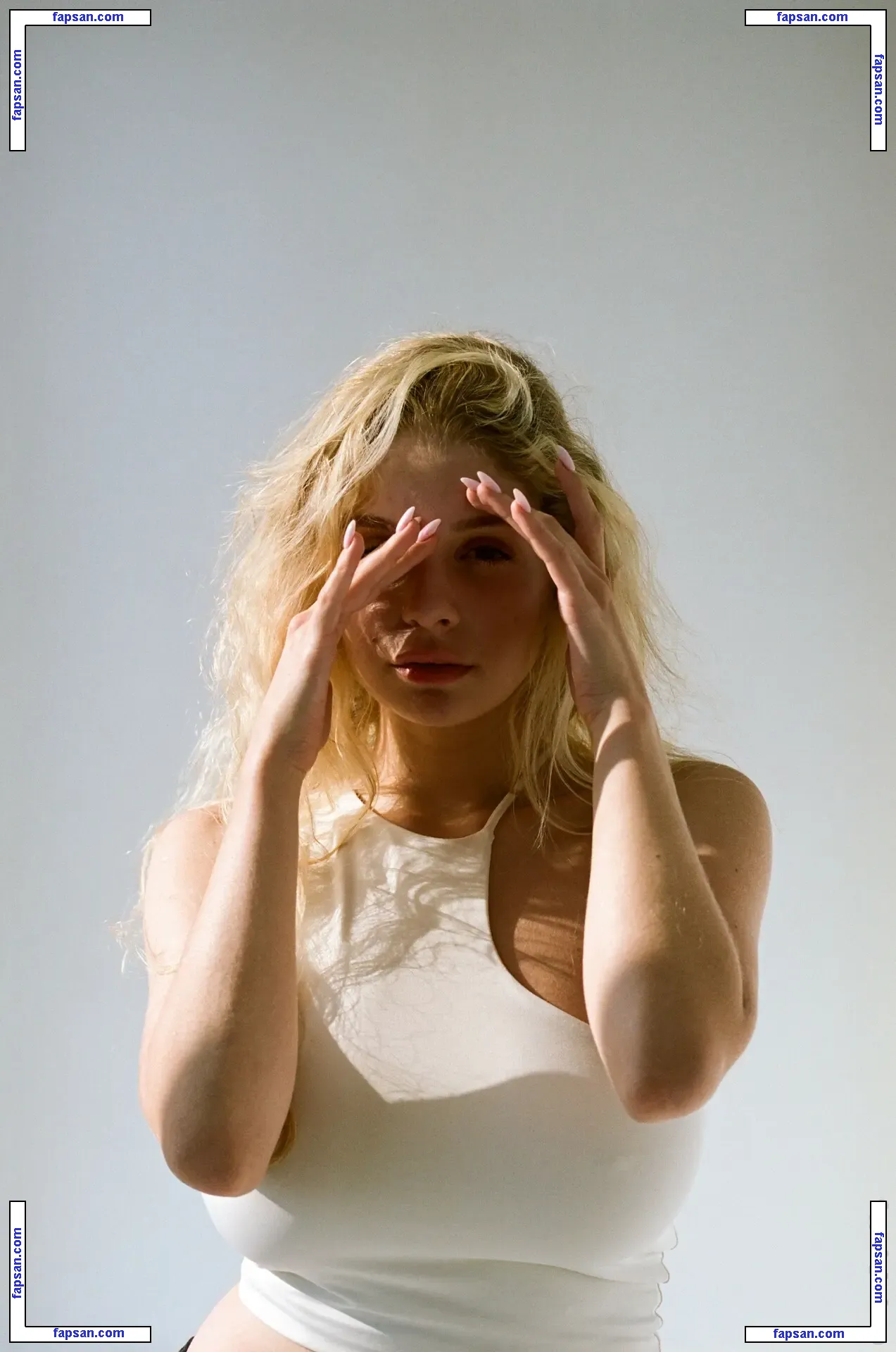 lyubovvomne голая фото #0918 с Онлифанс