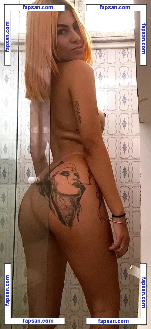 Lyvia Fireeweed голая фото #0001 с Онлифанс