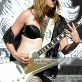 Lzzy Hale голая #0002