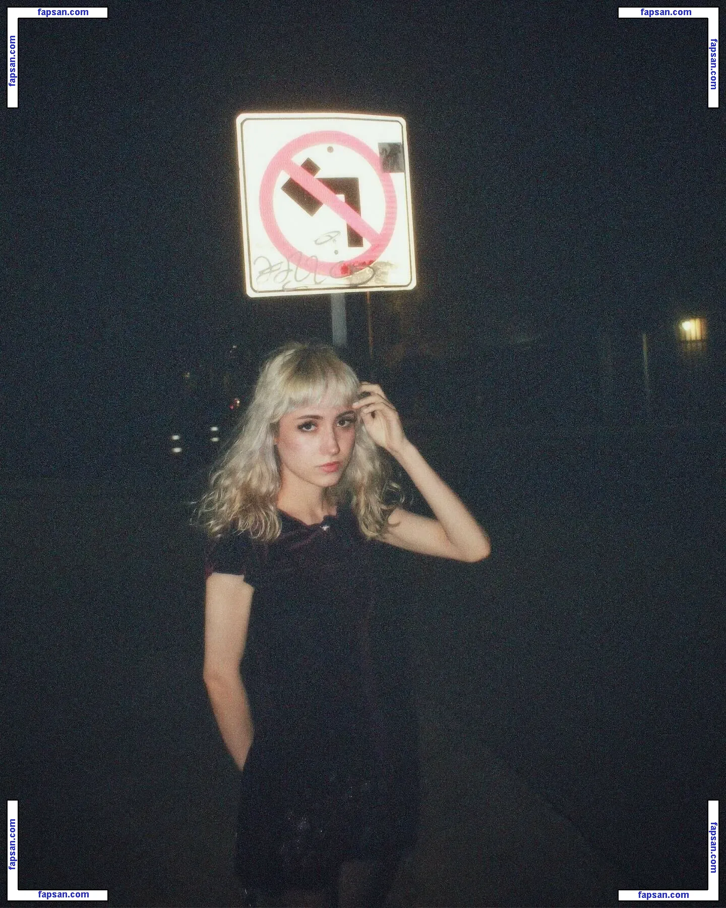 m0n1lu nude photo #0003 from OnlyFans