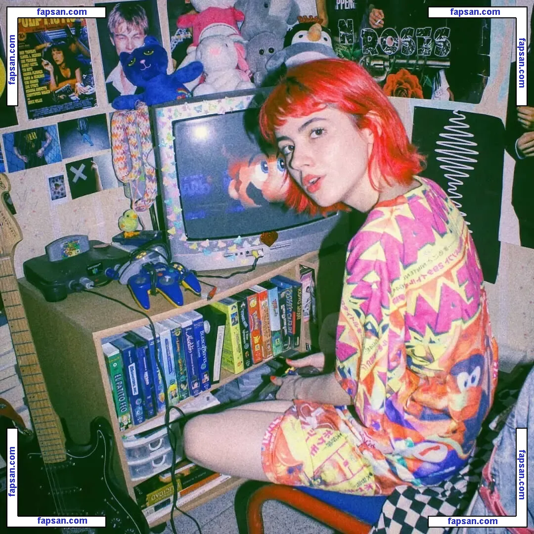 m0n1lu голая фото #0011 с Онлифанс