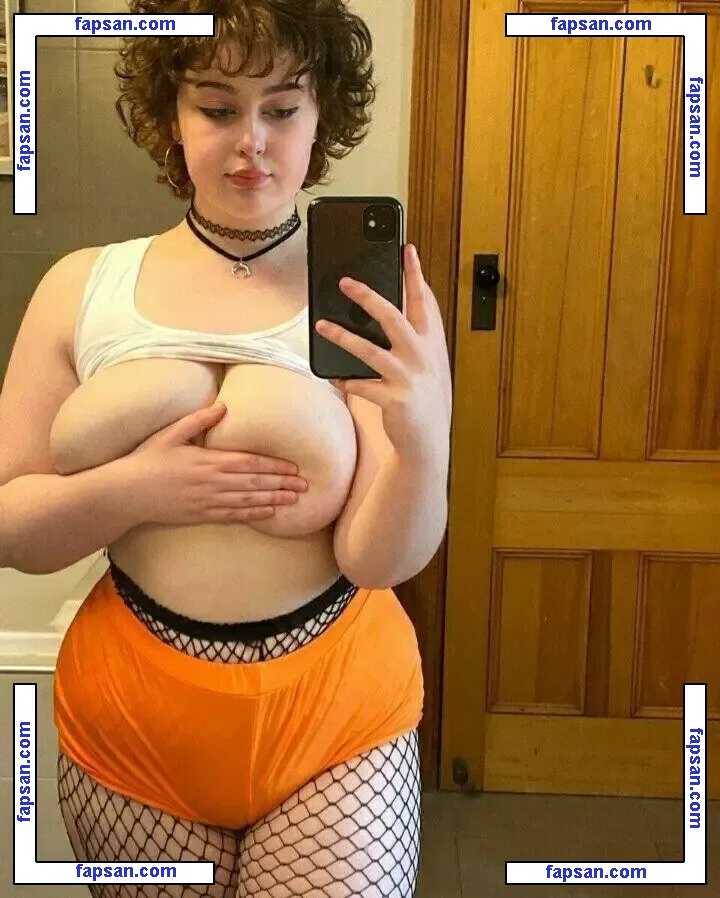 m1labl00m nude photo #0002 from OnlyFans