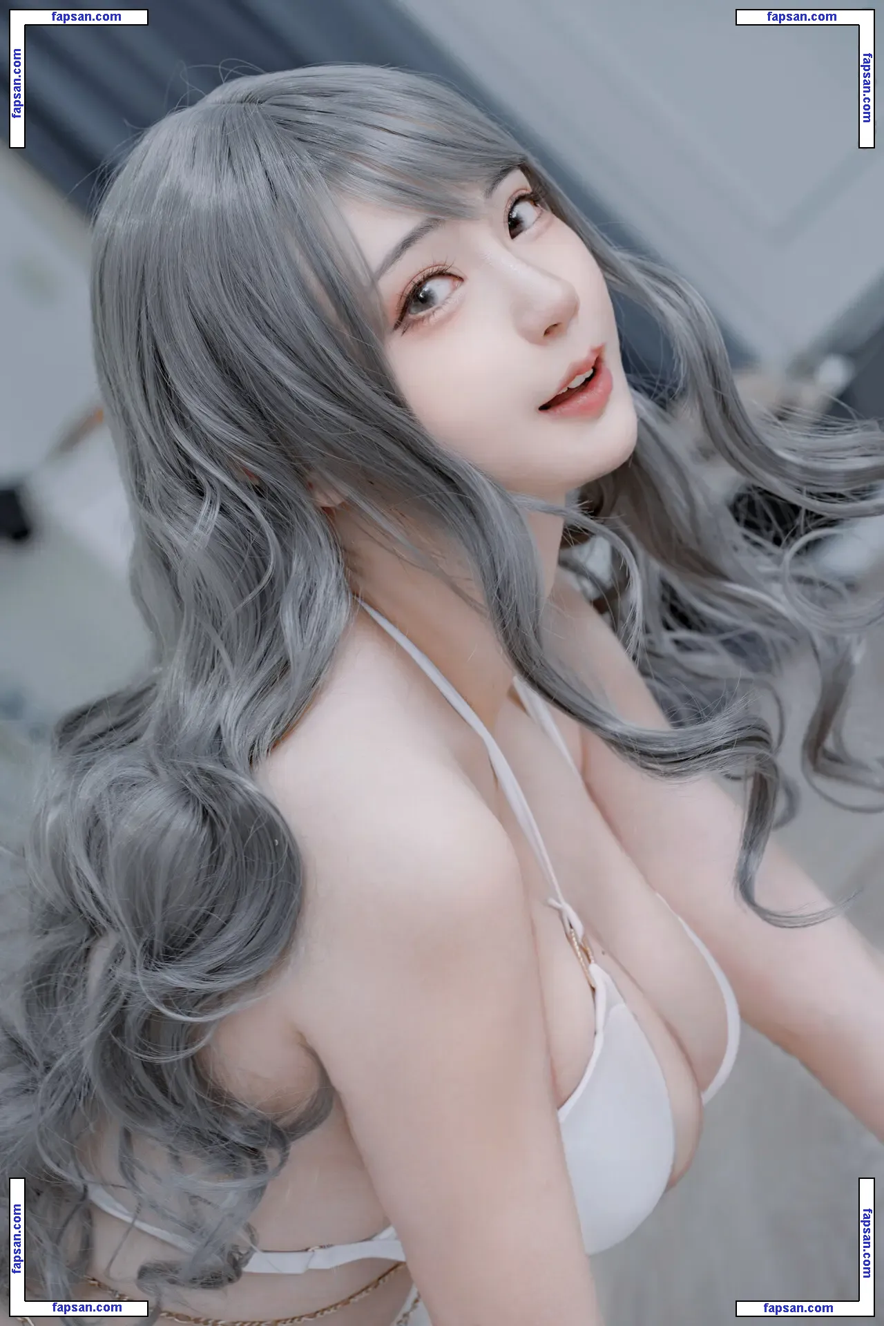 machi0910 nude photo #0244 from OnlyFans