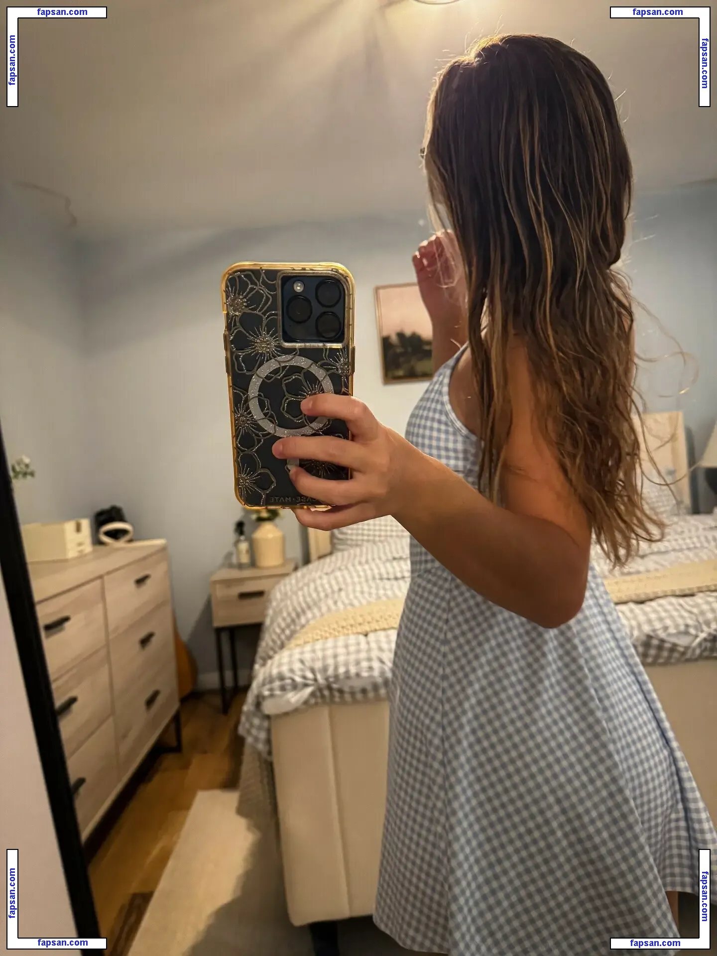 macimccarley nude photo #0010 from OnlyFans