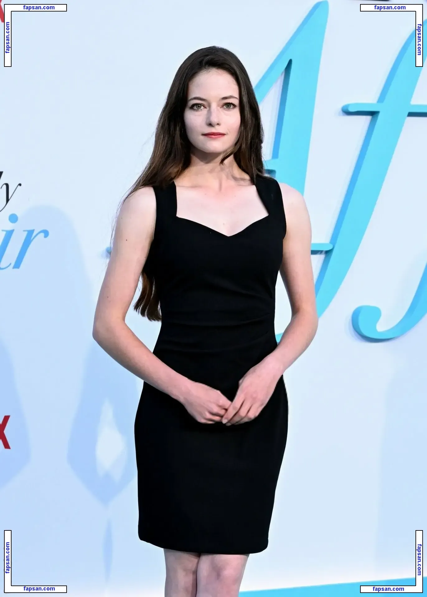 Mackenzie Foy nude photo #0008 from OnlyFans