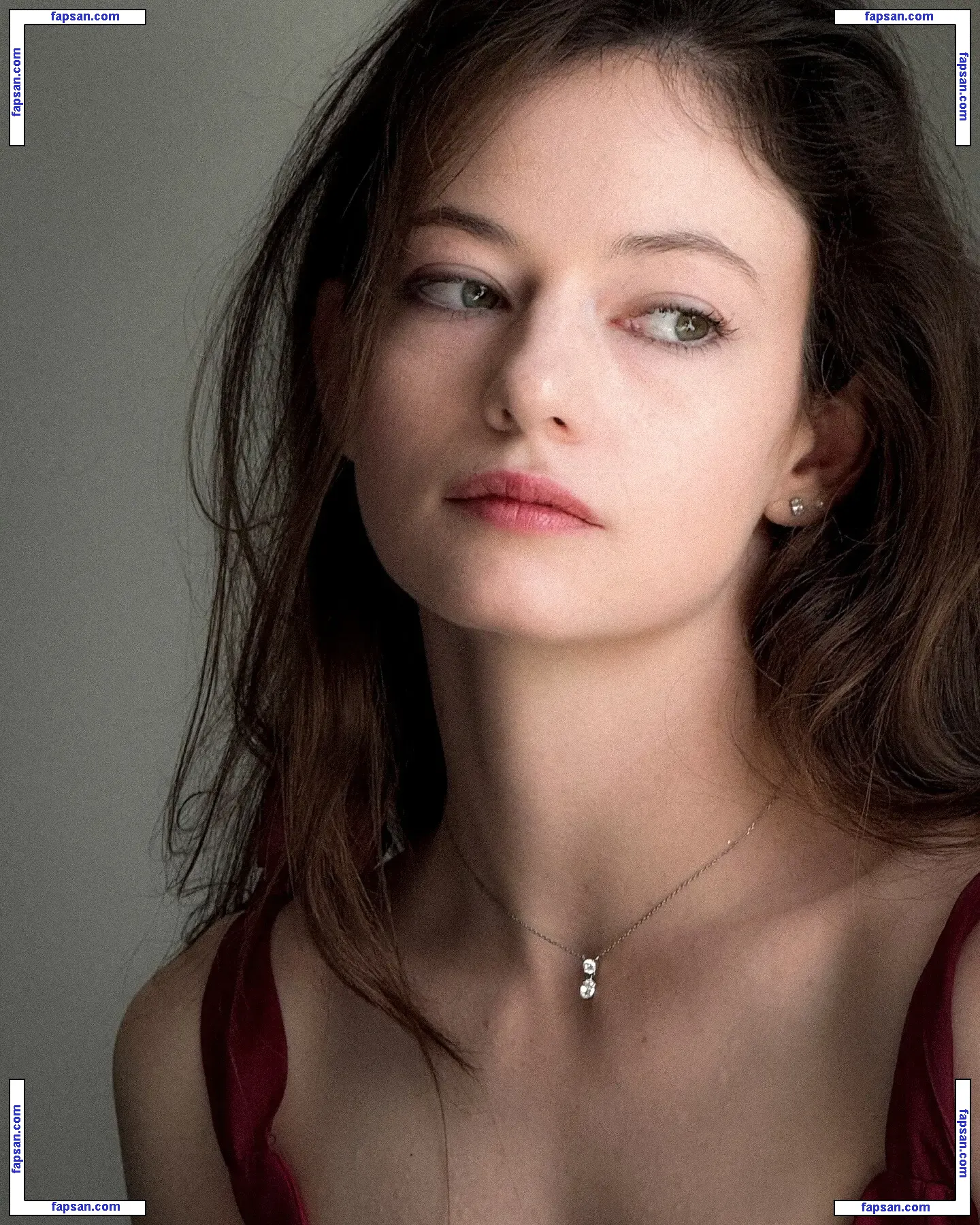 Mackenzie Foy nude photo #0014 from OnlyFans