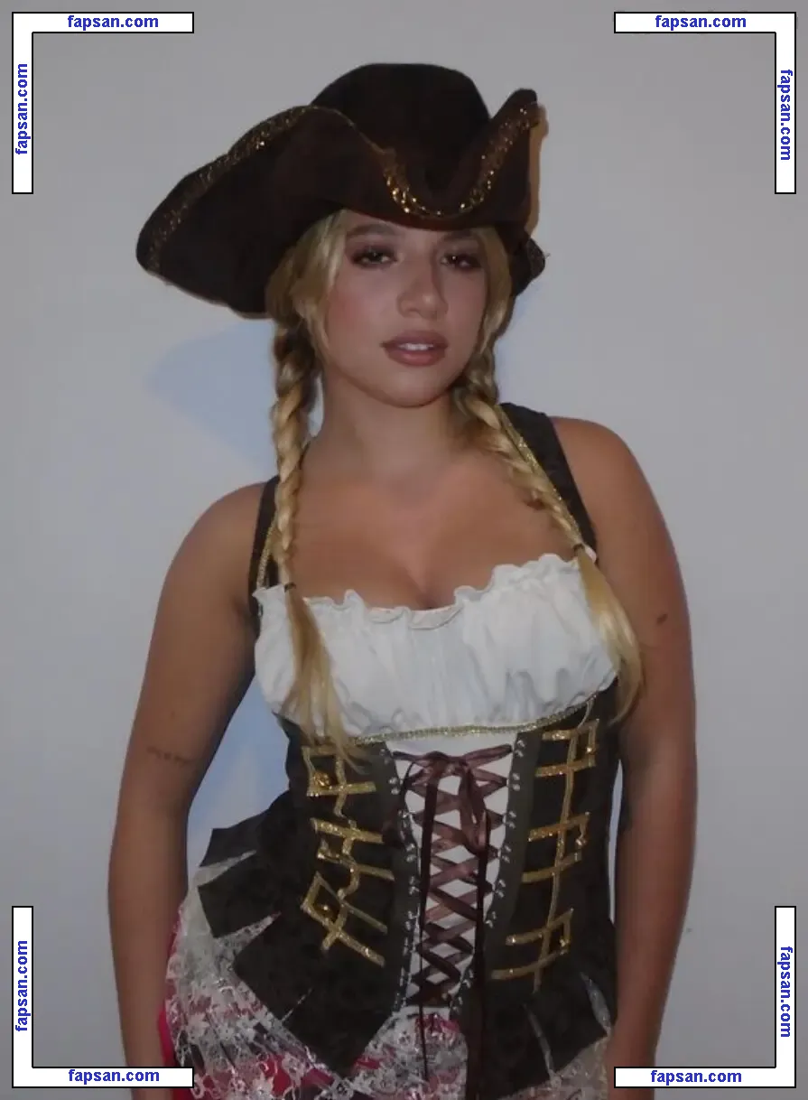 Mackenzie Ziegler nude photo #0136 from OnlyFans