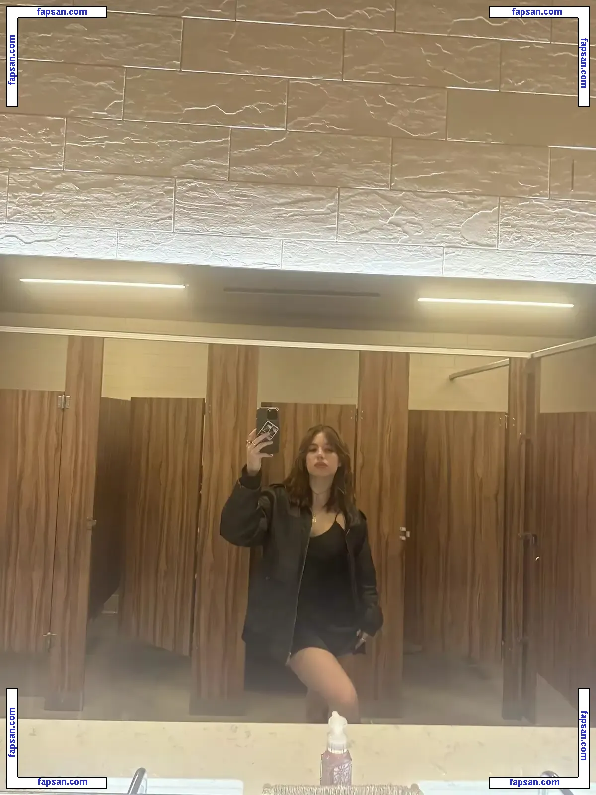 Mackenzie Ziegler nude photo #0545 from OnlyFans