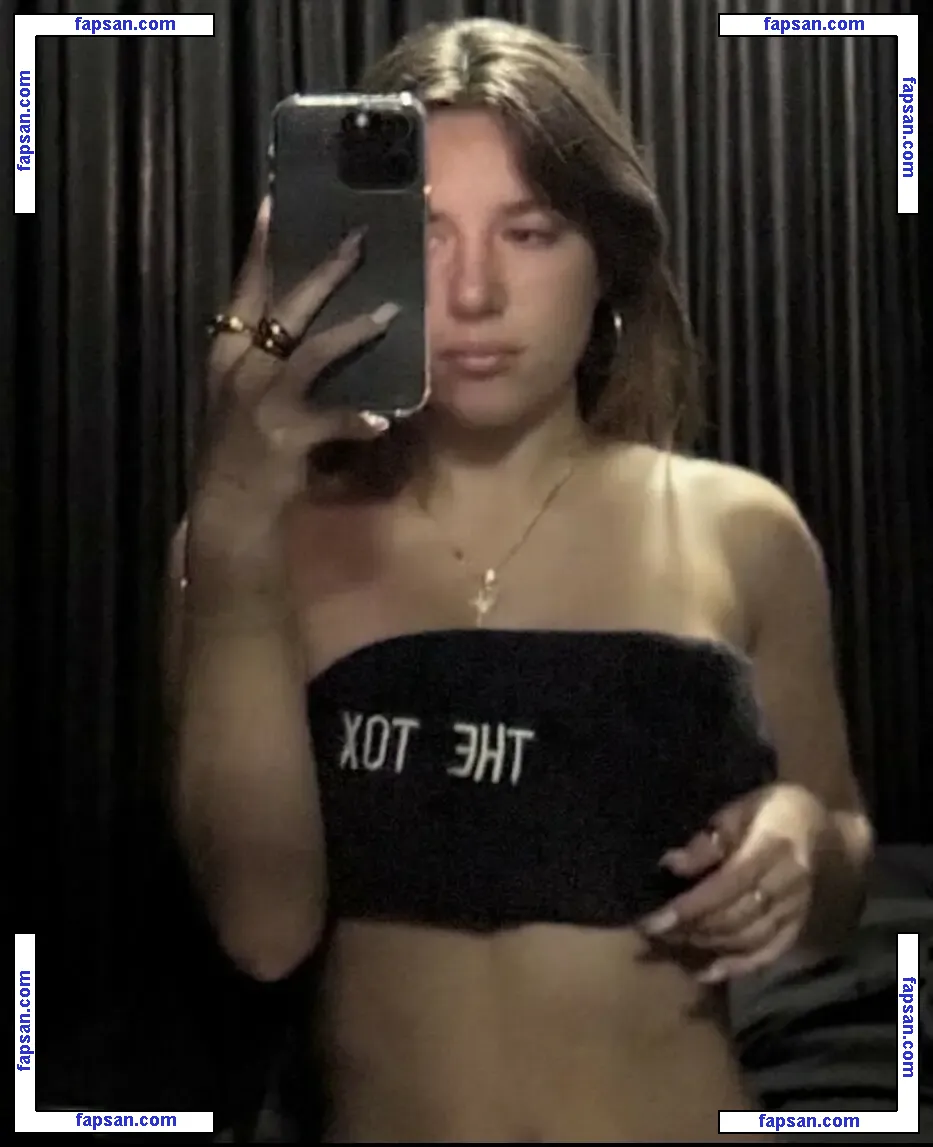 Mackenzie Ziegler nude photo #0586 from OnlyFans