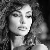 Mădălina Diana Ghenea голая #1065