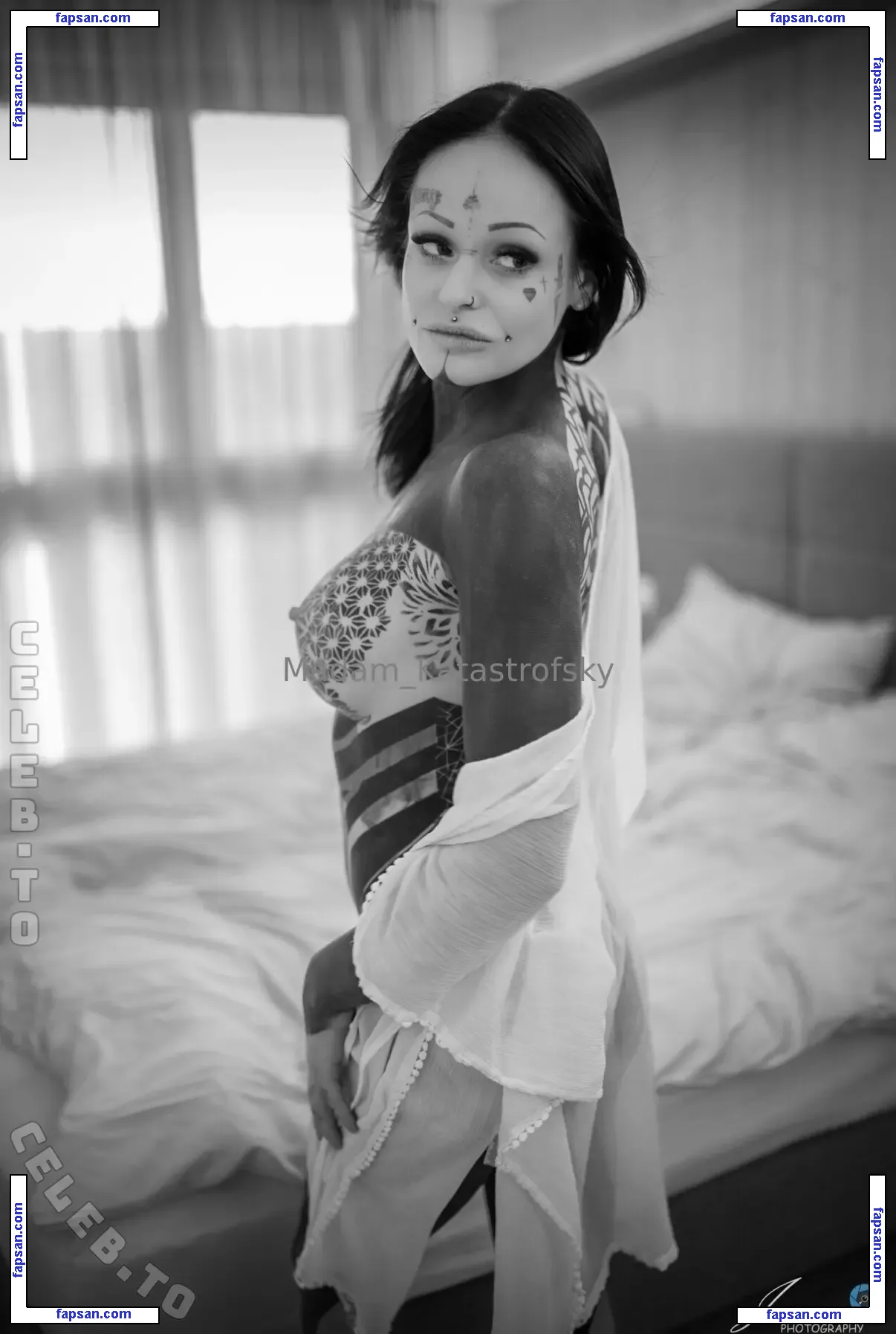 madam_katastrofsky nude photo #0020 from OnlyFans