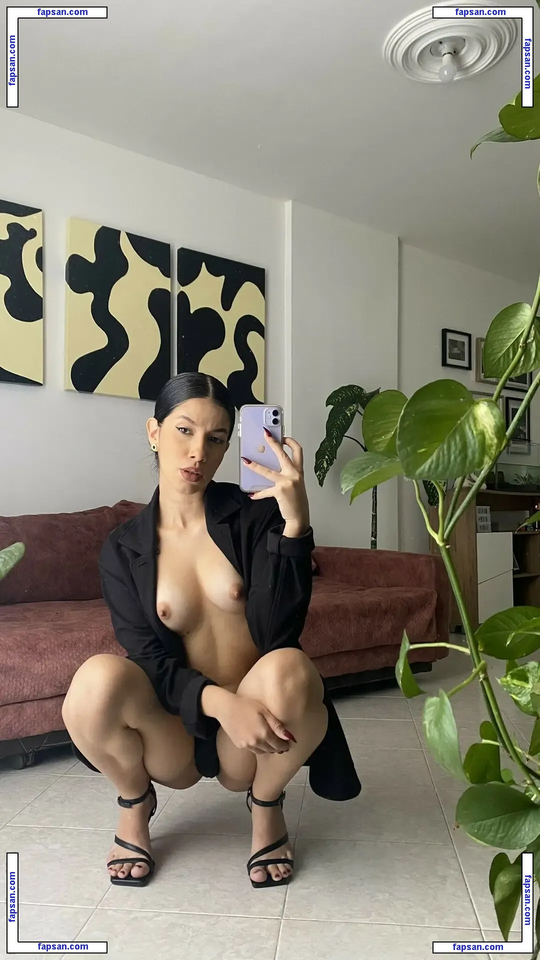 maddiamoreti / maddiamoretti / mariamoretti nude photo #0006 from OnlyFans