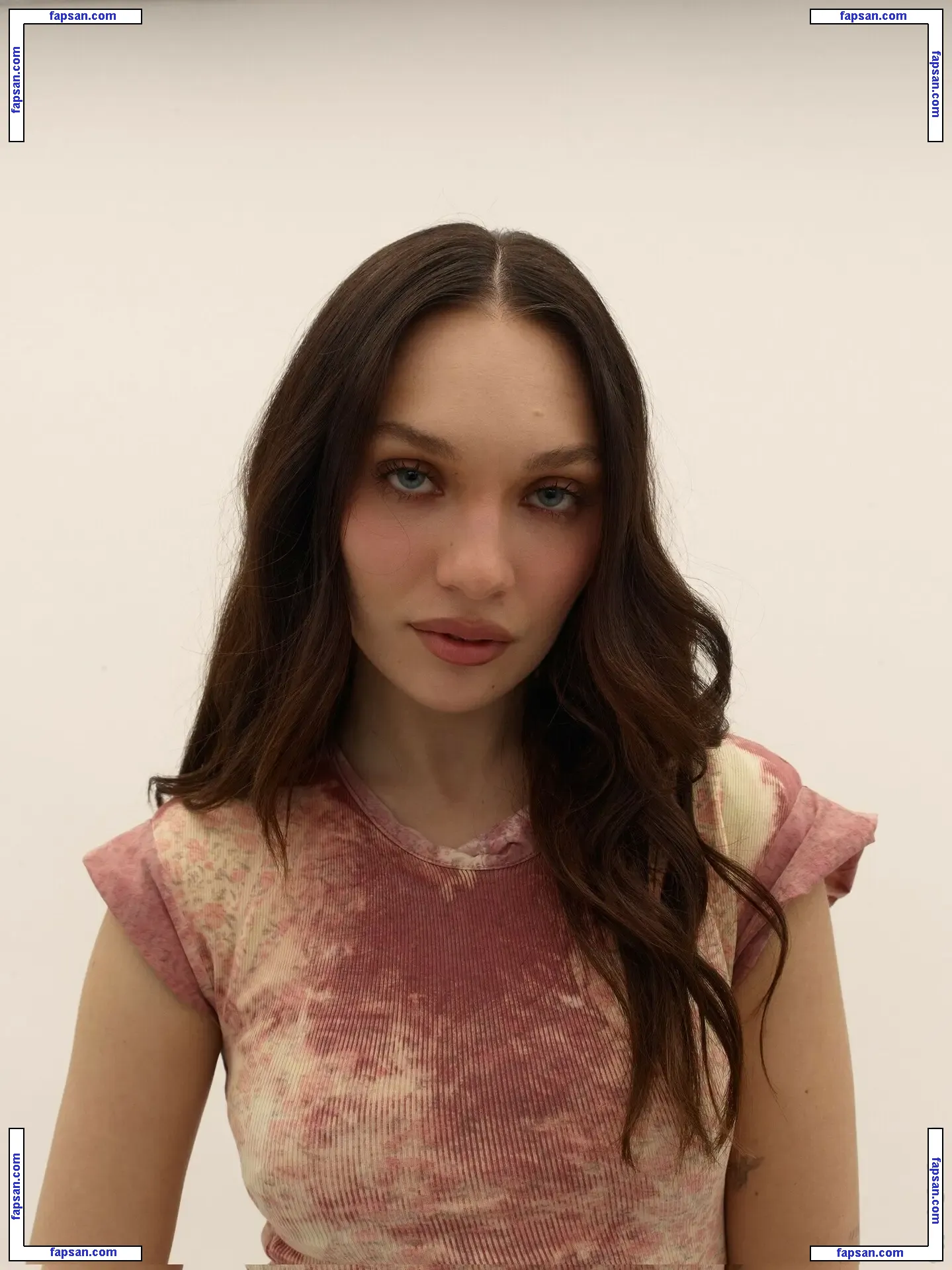 Maddie Ziegler nude photo #1266 from OnlyFans