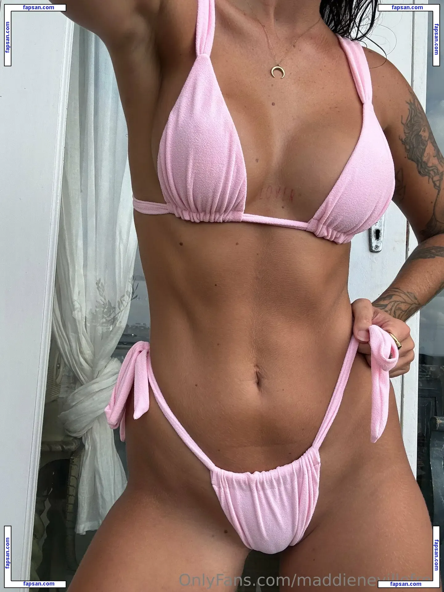 maddienevillefree nude photo #0036 from OnlyFans