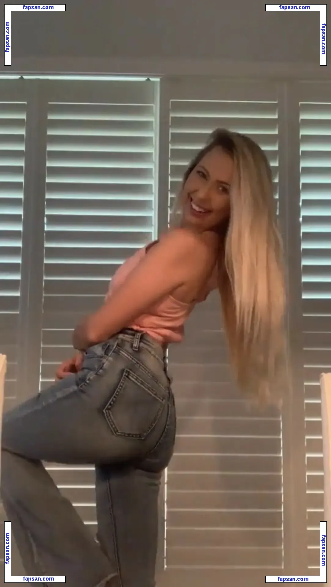 maddimegan голая фото #0022 с Онлифанс