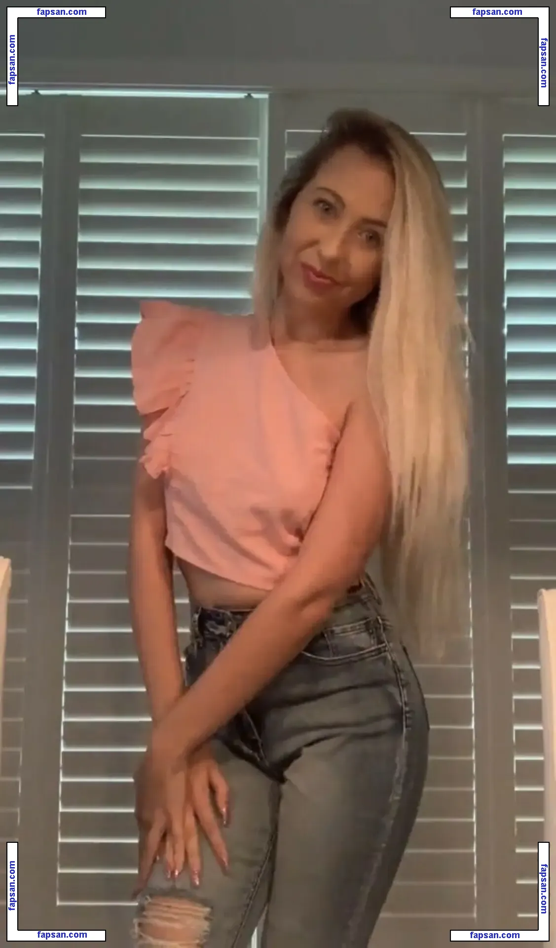 maddimegan голая фото #0024 с Онлифанс