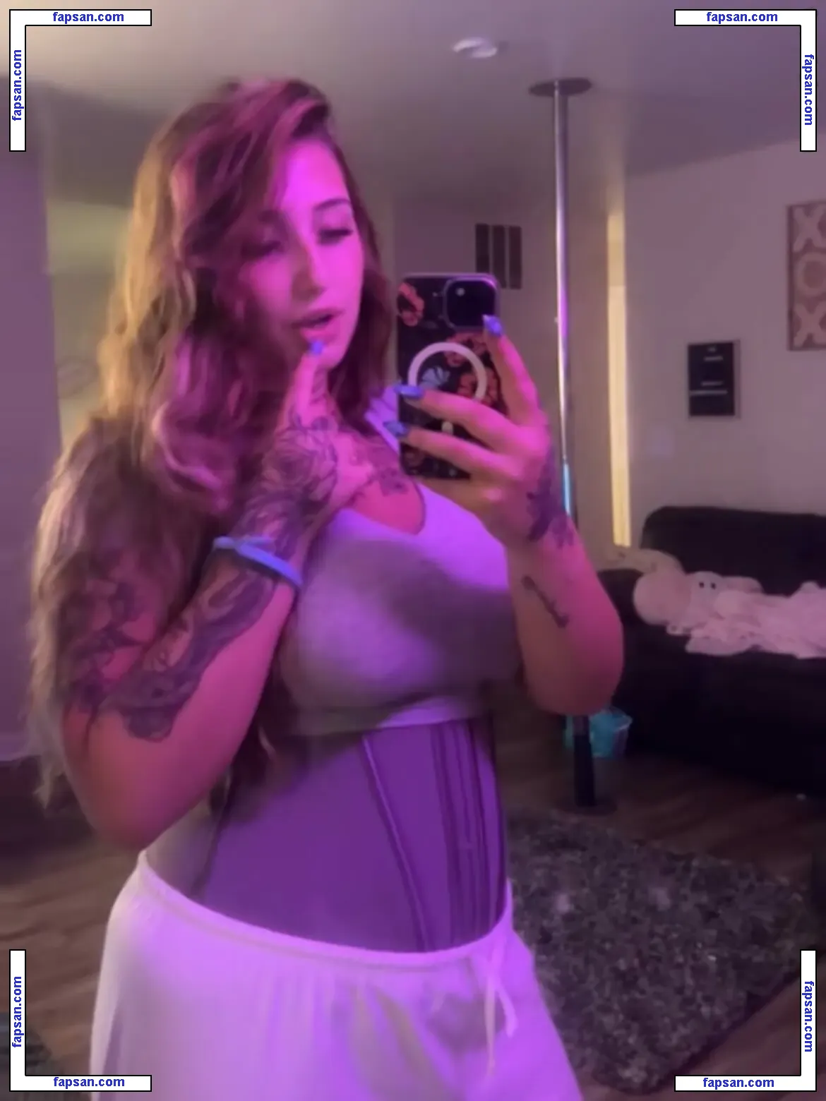 Maddy Reimer голая фото #0011 с Онлифанс