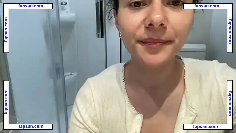maddyhasyummypussy nude photo #0004 from OnlyFans