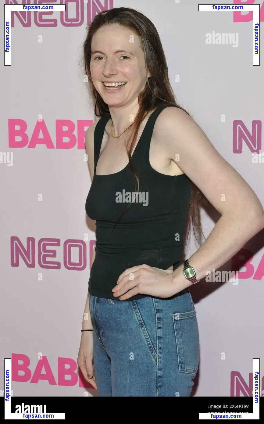 maddysmith голая фото #0005 с Онлифанс