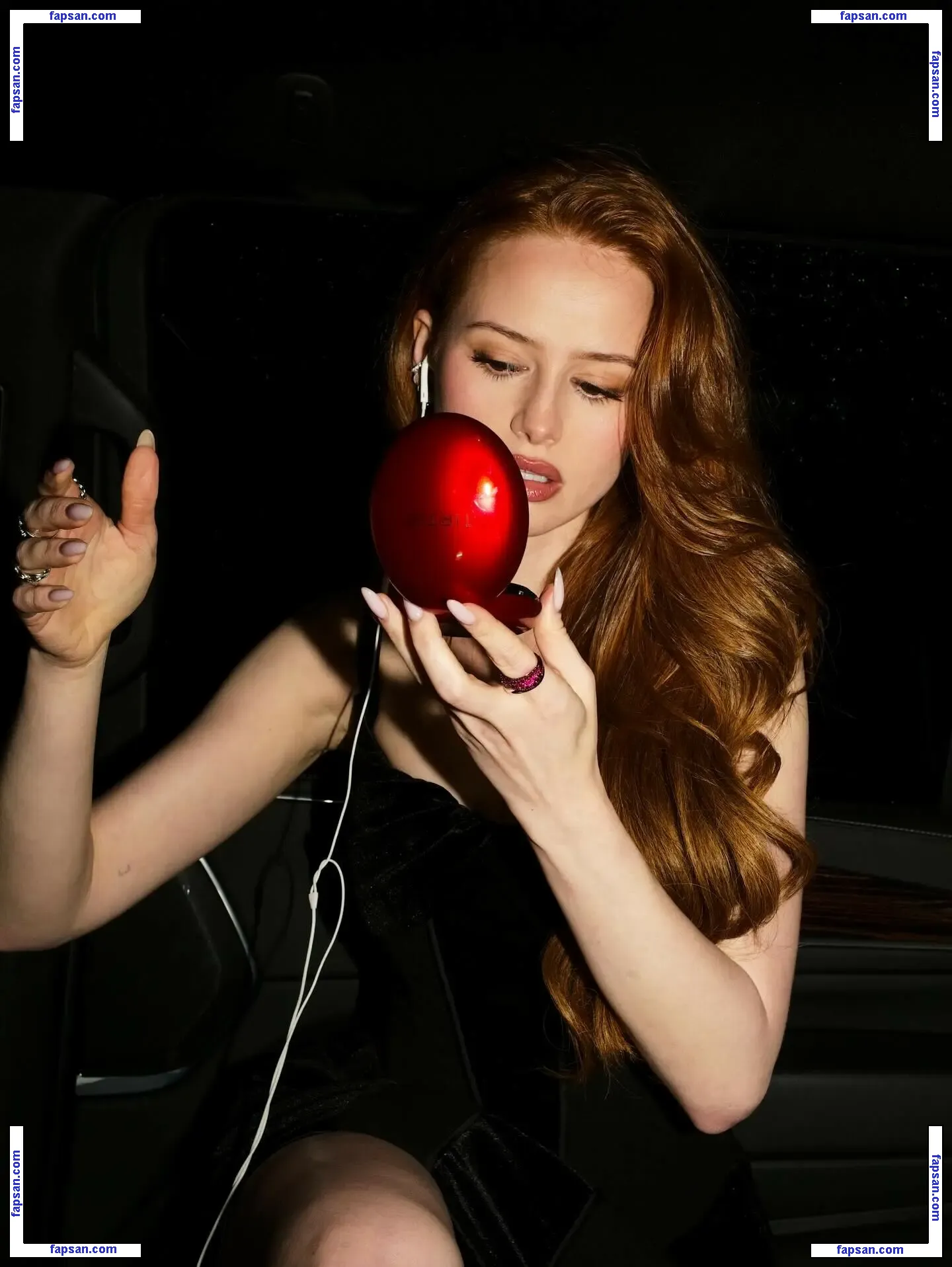 Madelaine Petsch голая фото #1315 с Онлифанс