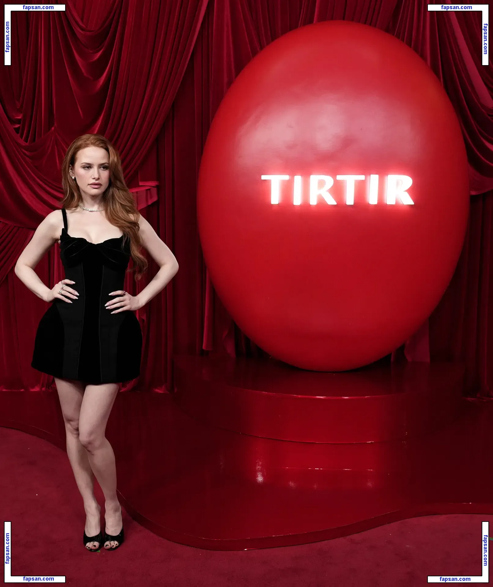 Madelaine Petsch голая фото #1327 с Онлифанс