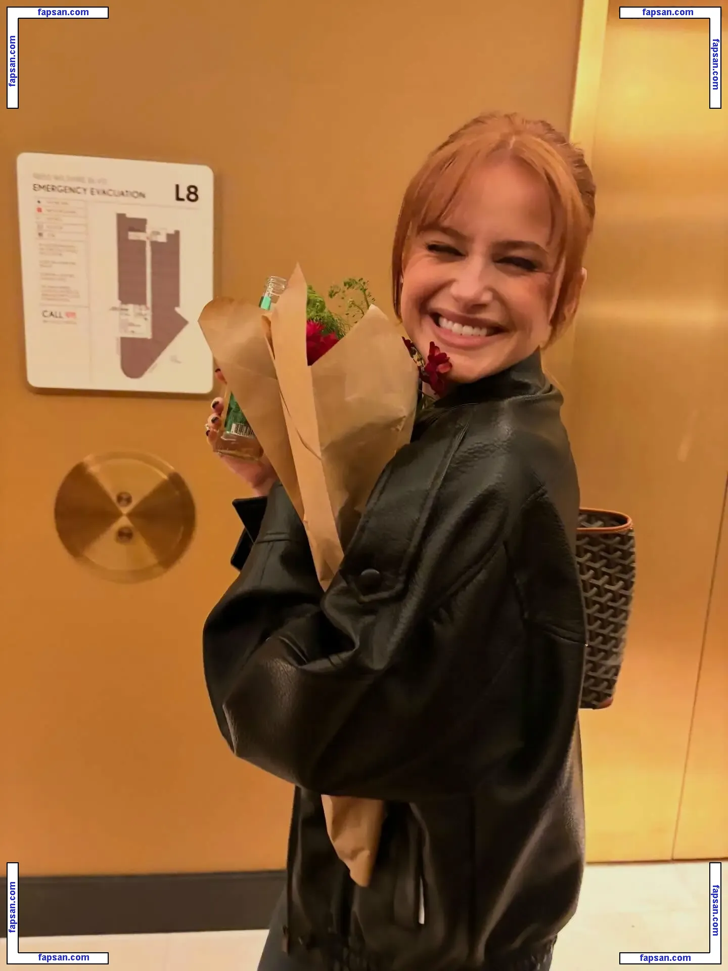 Madelaine Petsch голая фото #1378 с Онлифанс