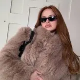 Madelaine Petsch голая #1341