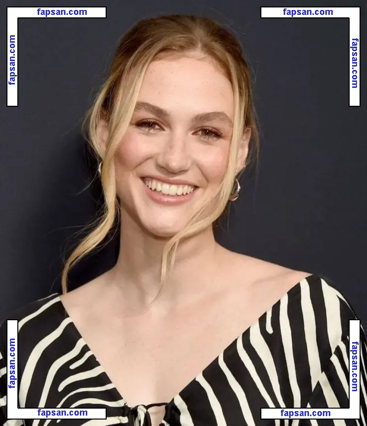 Madison Lintz голая фото #0030 с Онлифанс