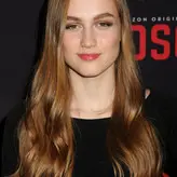 Madison Lintz голая #0005