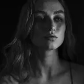 Madison Lintz голая #0049