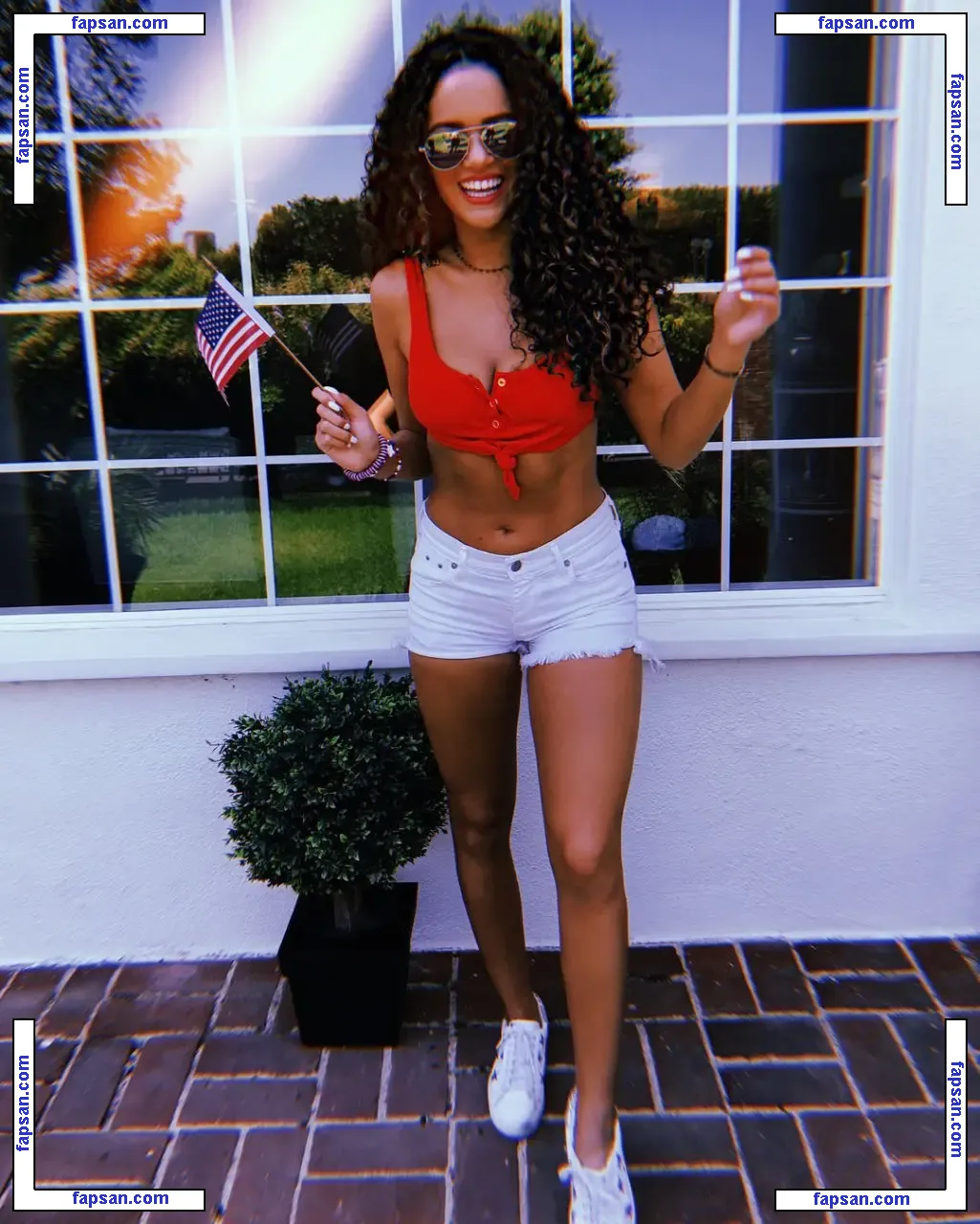 Madison Pettis nude photo #0024 from OnlyFans
