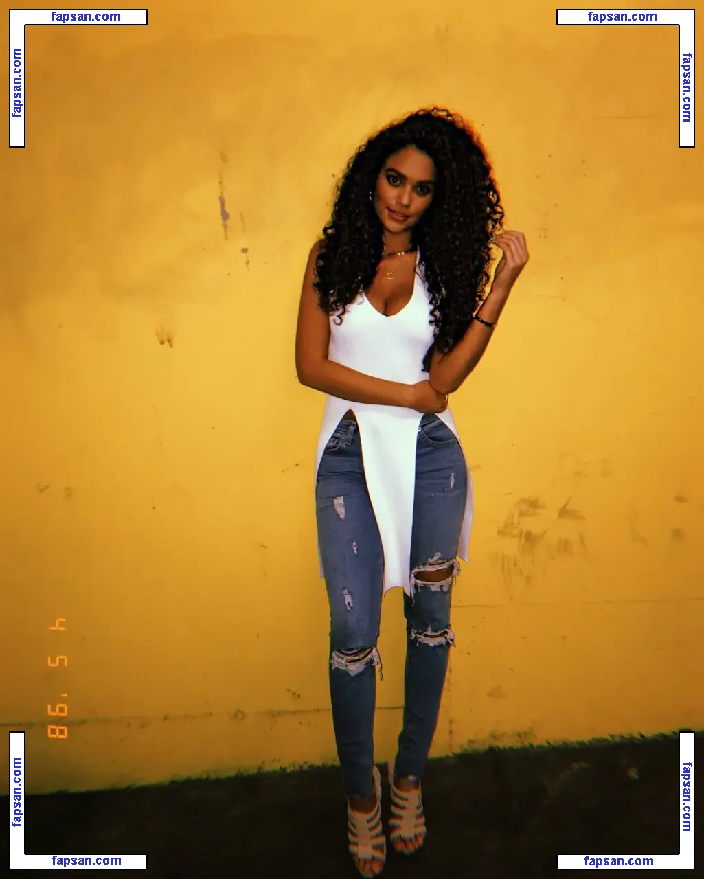 Madison Pettis nude photo #0109 from OnlyFans