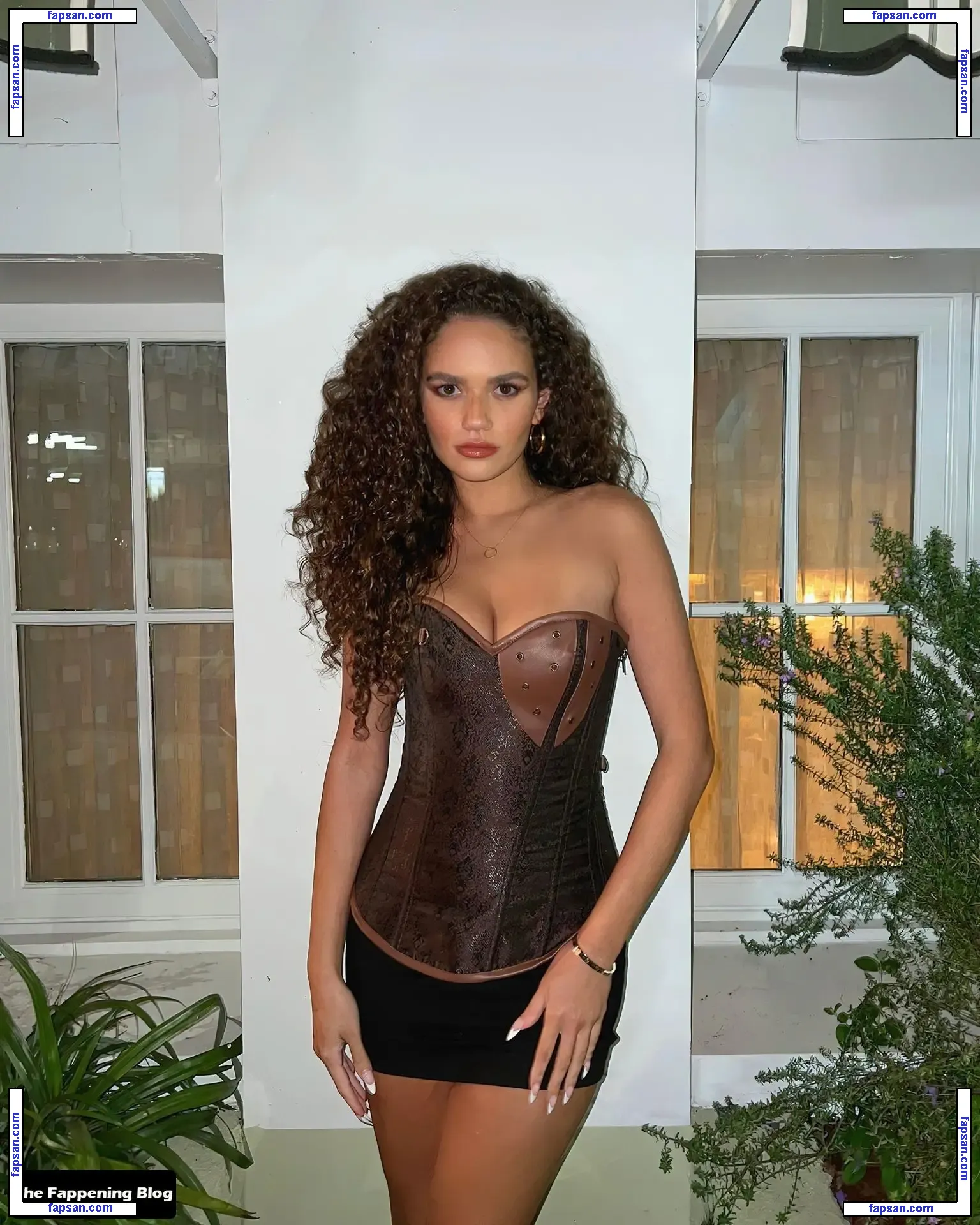 Madison Pettis nude photo #0358 from OnlyFans