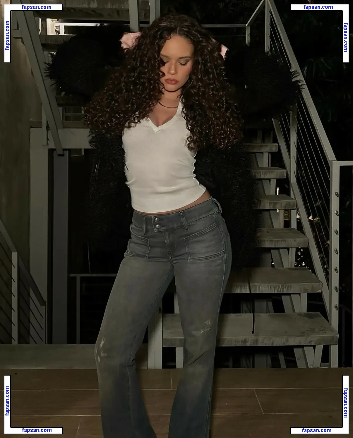 Madison Pettis голая фото #0958 с Онлифанс