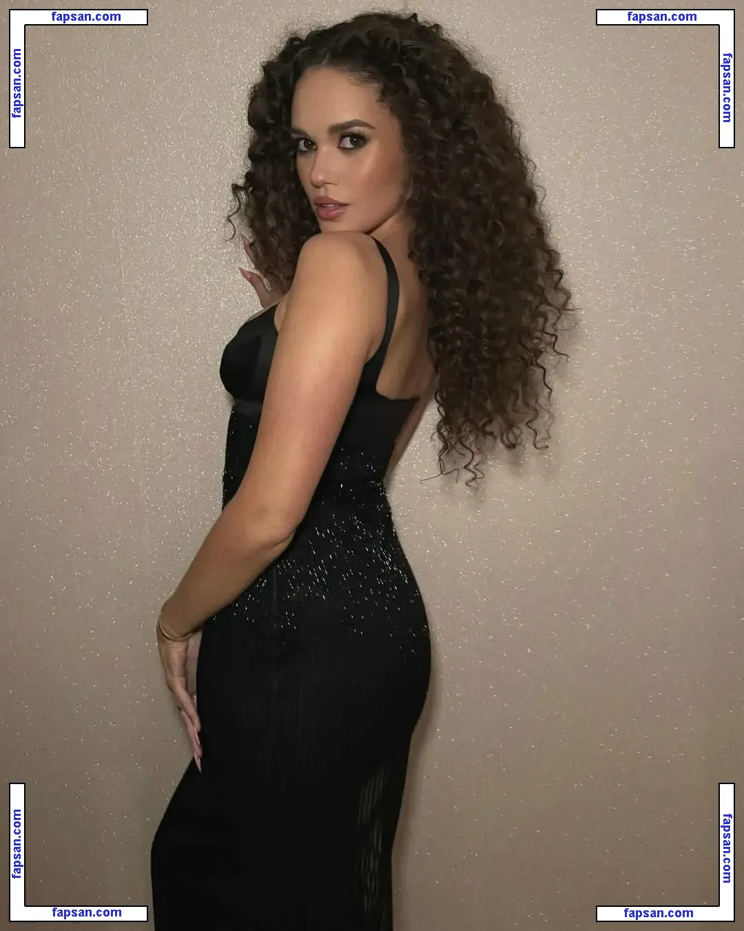 Madison Pettis nude photo #0960 from OnlyFans