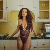 Madison Pettis голая #0937