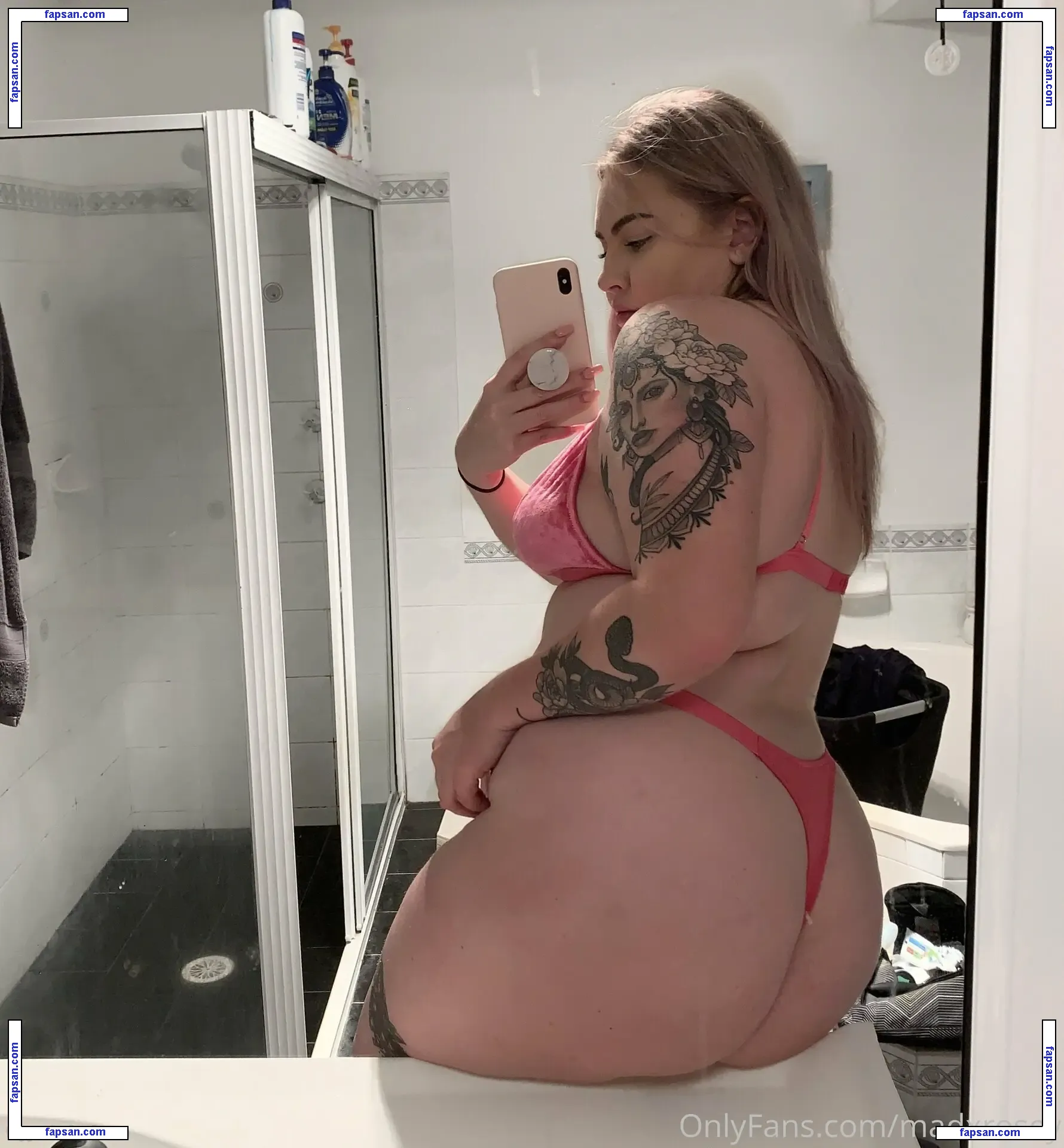 madxrosey / mads.loved nude photo #0015 from OnlyFans