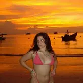 Mae Muller nude #0157