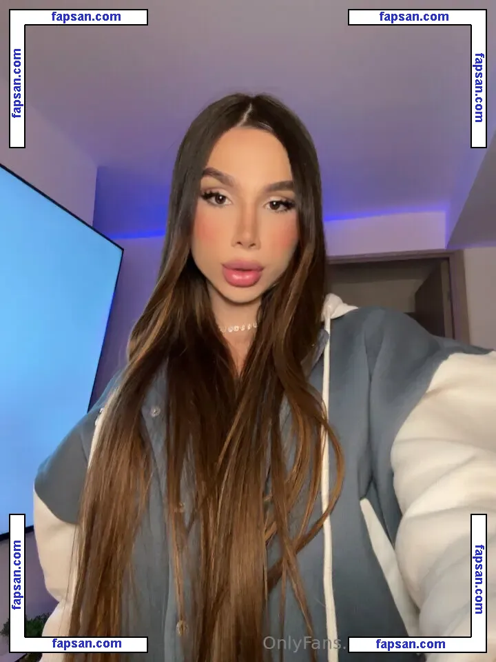 maevagthr nude photo #0007 from OnlyFans