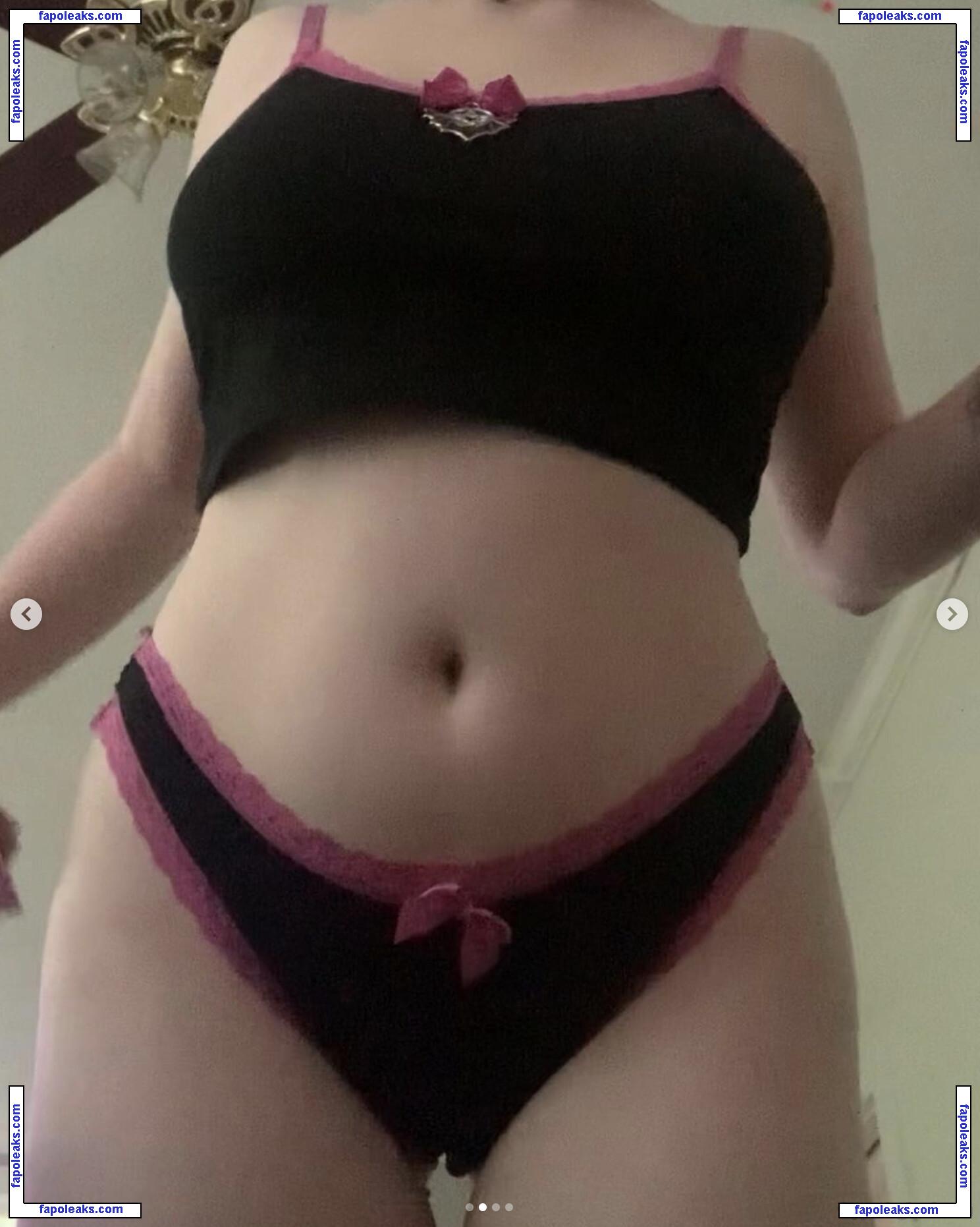 maeve / Maeve2000_ / flavor_of_the_week_ / honeymaeve1 / stylememaeve nude photo #0015 from OnlyFans