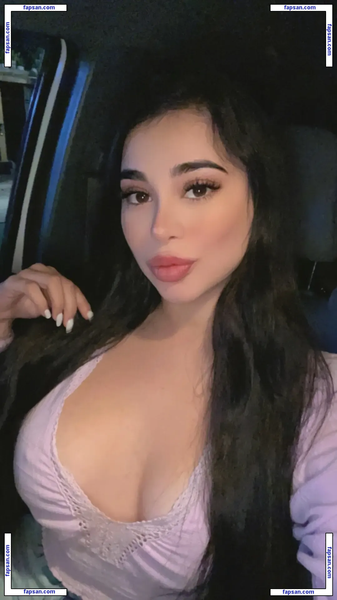 Magaly Medin nude photo #0001 from OnlyFans