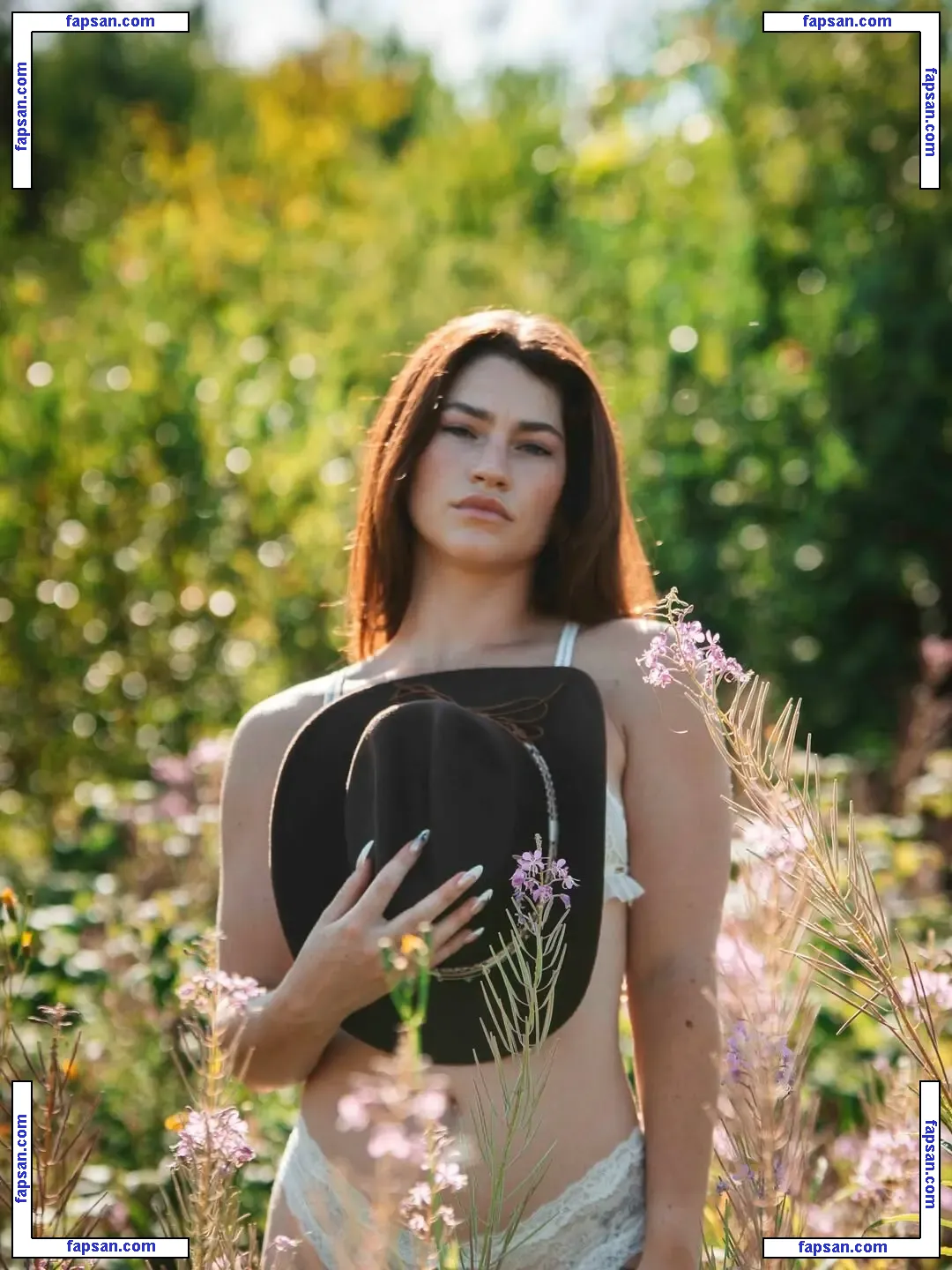 maggie_ellenmac nude photo #0017 from OnlyFans