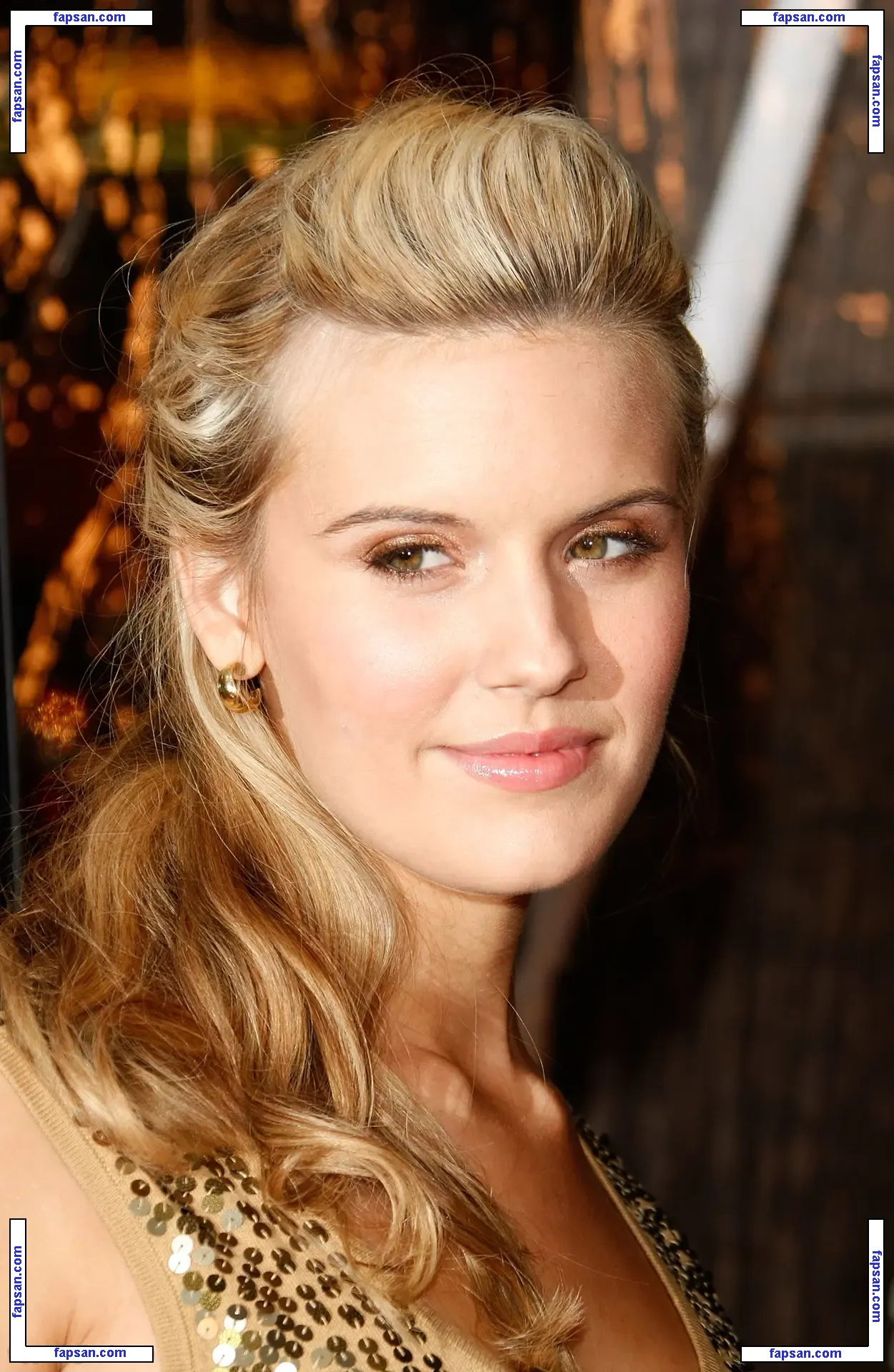 Maggie Grace голая фото #0136 с Онлифанс