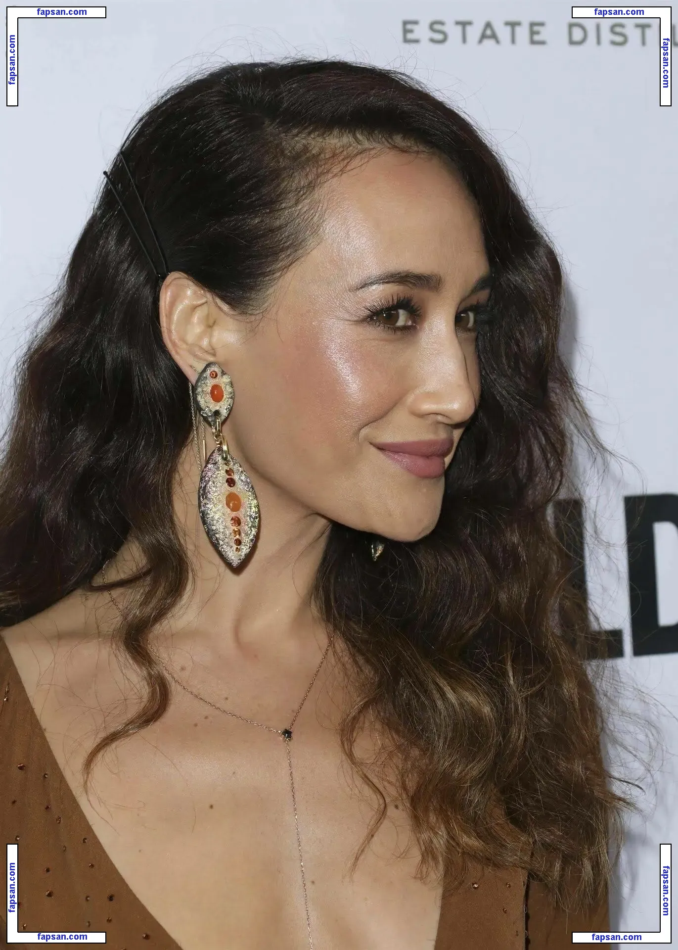 Maggie Q голая фото #0190 с Онлифанс