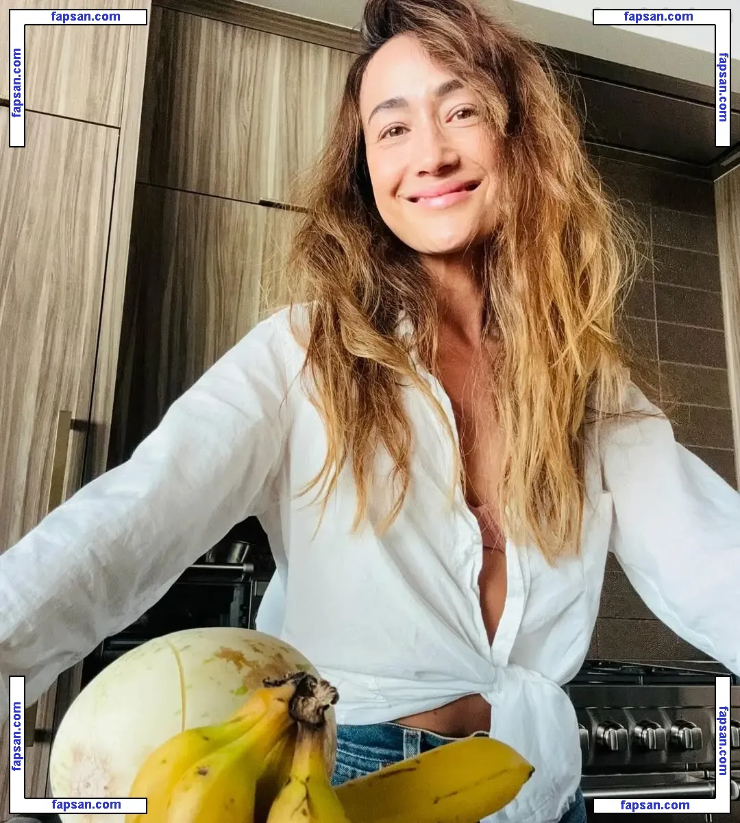Maggie Q голая фото #0248 с Онлифанс