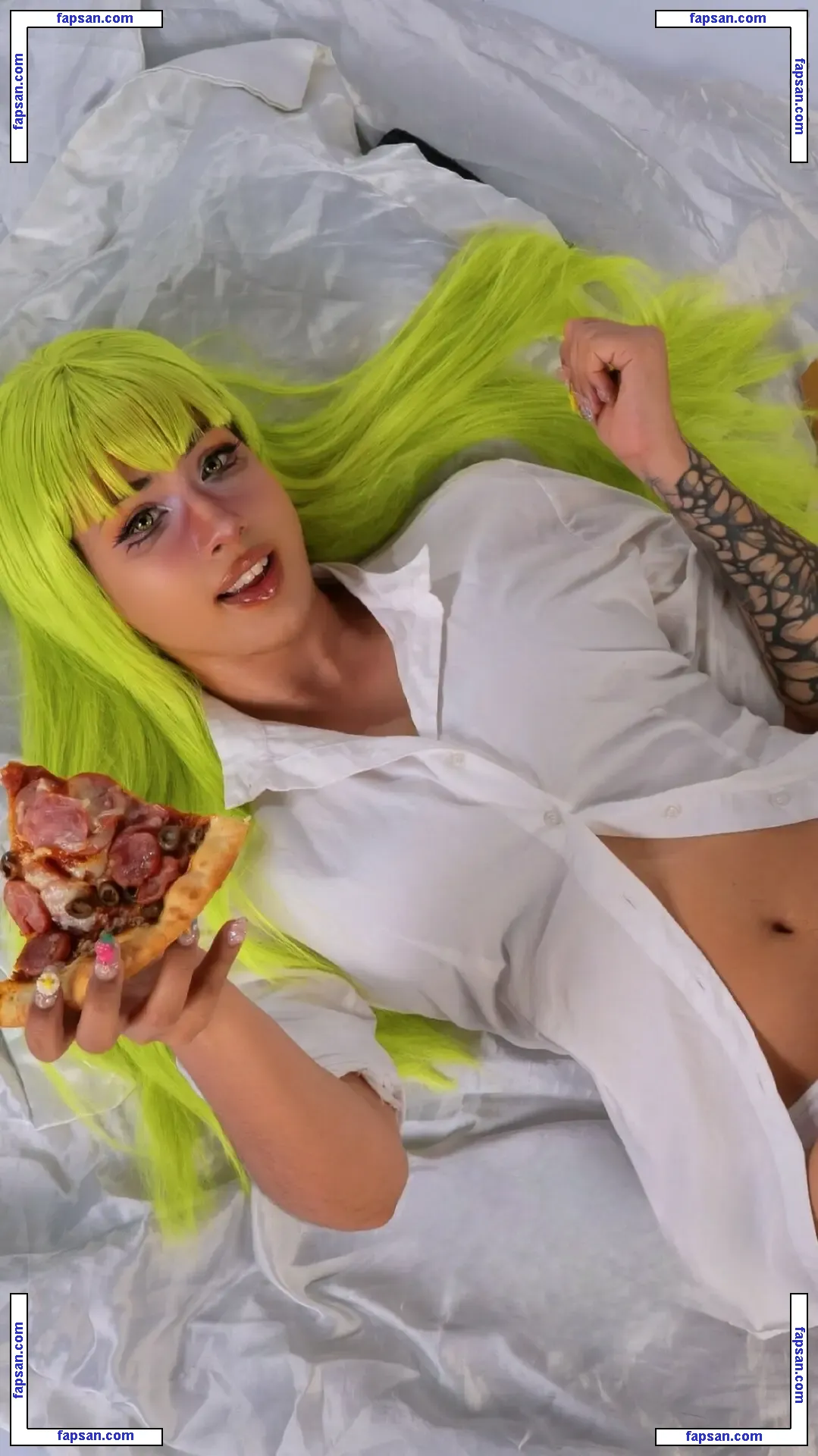 Magic Phyra nude photo #0395 from OnlyFans